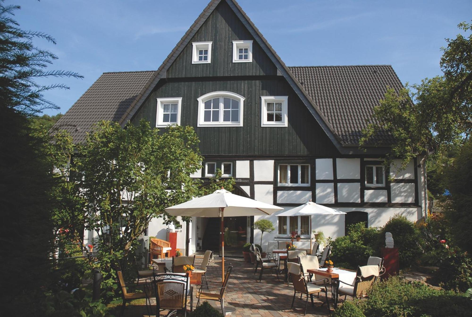 Romantik Hotel Neuhaus Iserlohn Bagian luar foto
